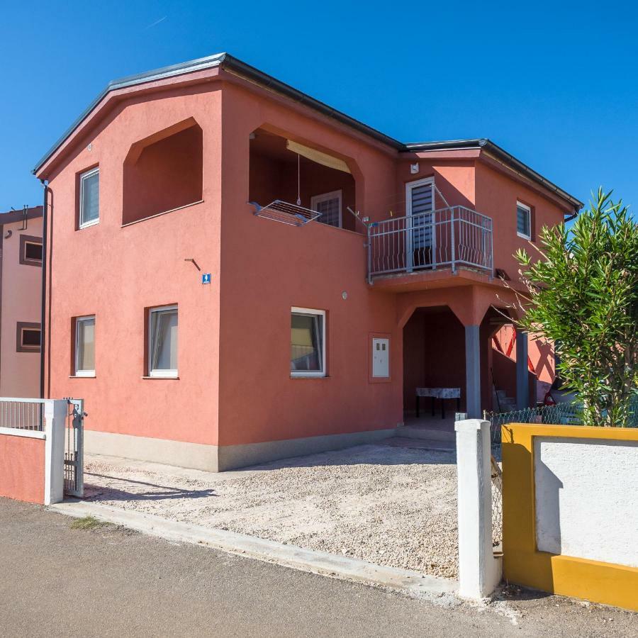Apartment ˝Soleil˝ Vir Exterior photo